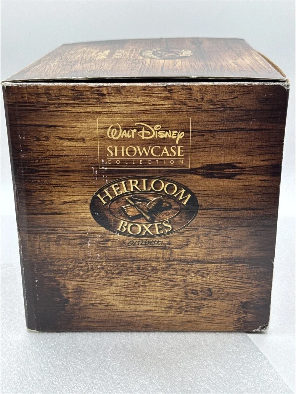 Disney Olszewski Pinocchio on Geppetto’s Workbench Heirloom Box Enesco 2008
